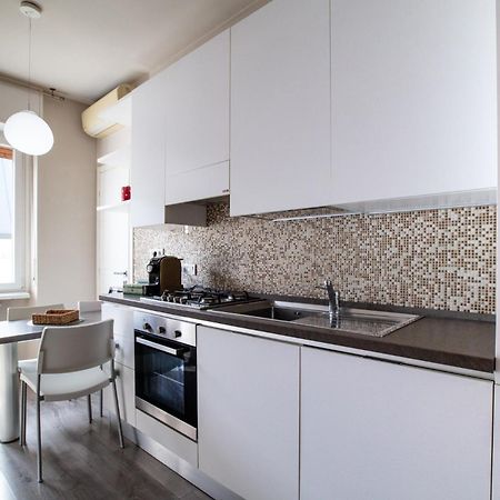 Luxury Malnati3 Apartment Milan Bagian luar foto